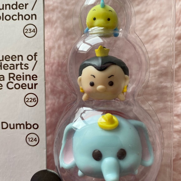 Disney Tsum Tsum serie 2 - Flonder Queen of hearts Dumbo - Picture 3 of 4